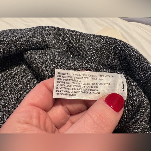 A New Day - Ribbed MIDI Sweater Skirt - Picture 7 of 9